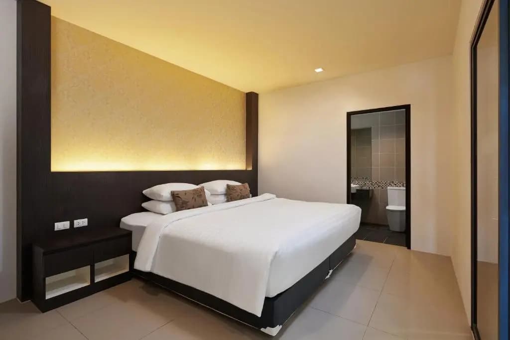 Patong Bay Hill Resort - photo 44