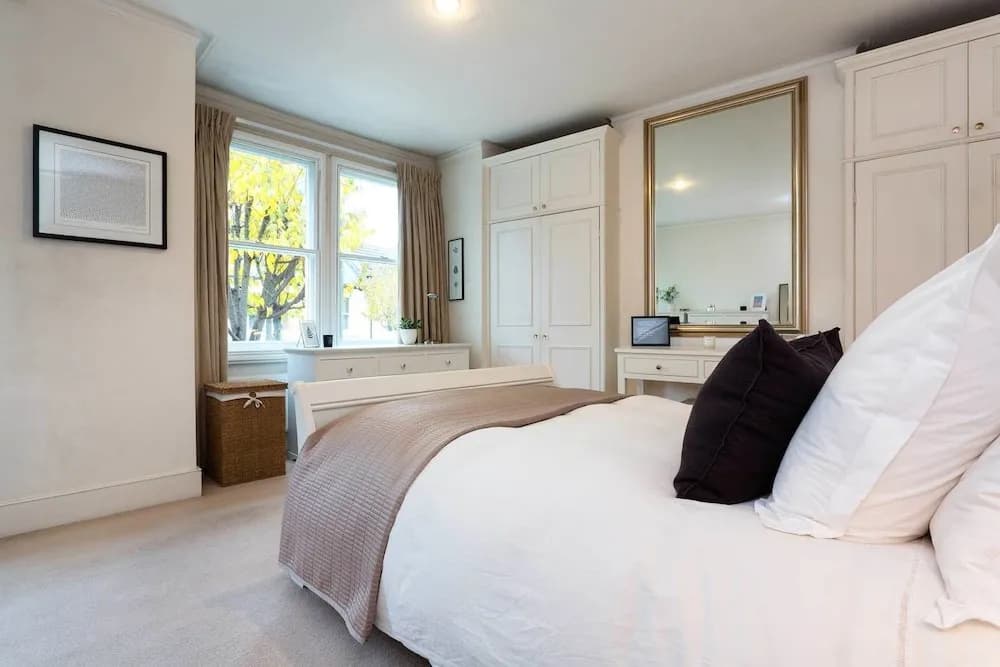 Aslett House - photo 2