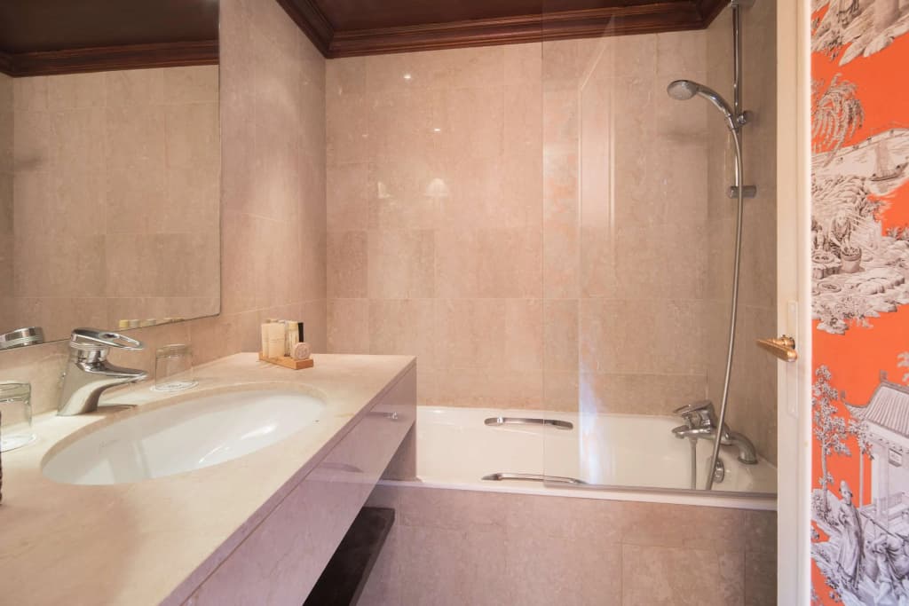 Hotel du Danube Saint Germain - photo 8
