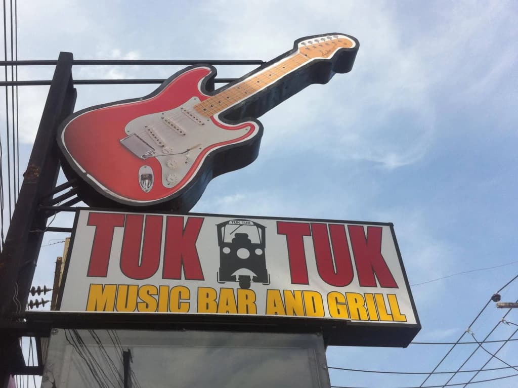 Tuk Tuk Hotel - photo 1