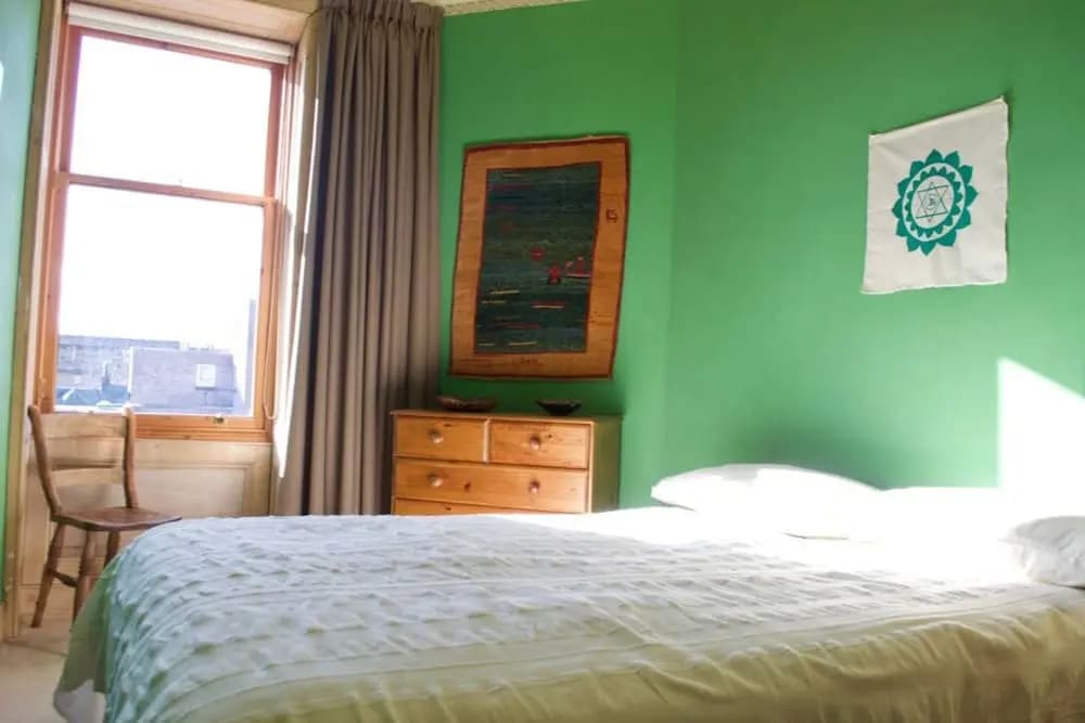 2 Bedroom Flat With Great Views - photo 4