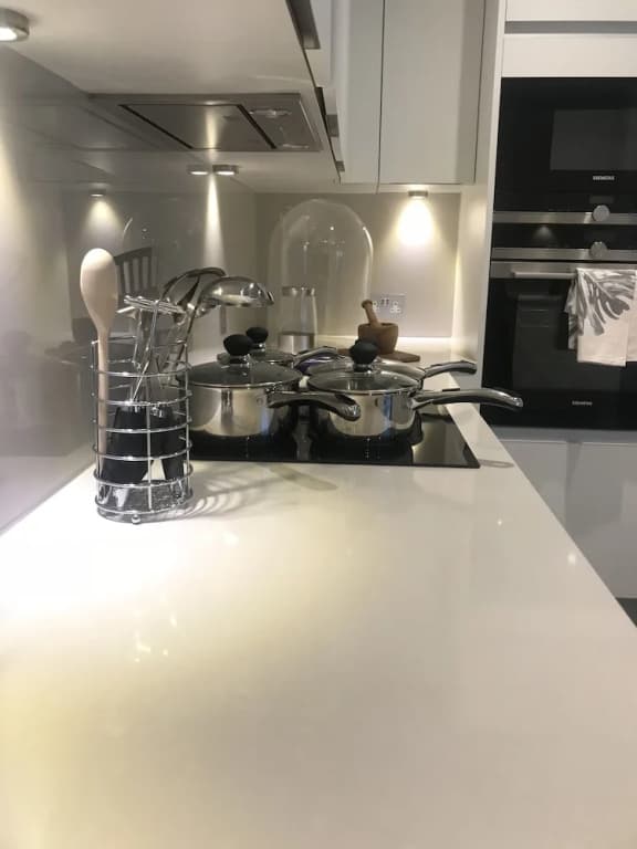 Loder Properties Kings Cross - photo 16