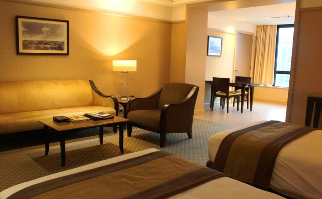 Pacific Regency Hotel Suites - photo 6