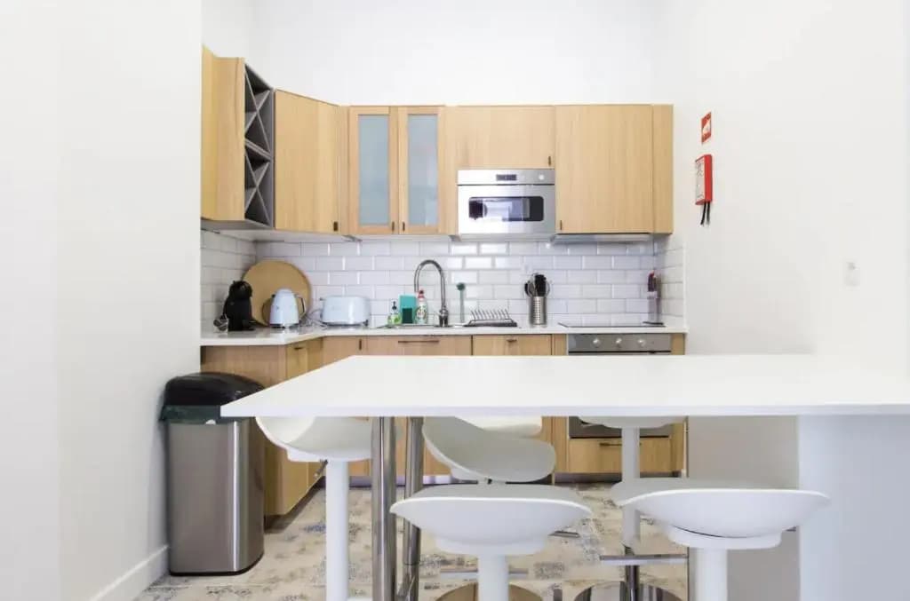 Beautiful 2BR high ceiling/50m from TimeOut market - photo 1
