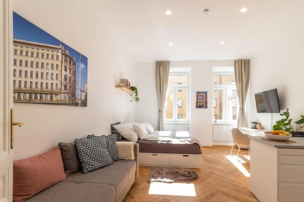 Vienna Central Apartment - photo 13