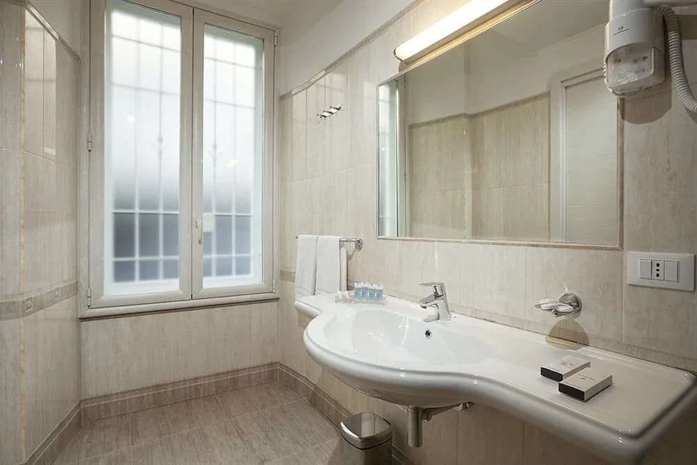 JFK House - photo 8