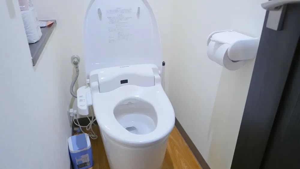 Within walking distance to Shinjuku | 4 min walk to nearest station | Entire 3BR house 75㎡ | Sleeps up to 10 | Family-friendly | High-speed Wi-Fi | Shibuya, Tokyo - photo 8