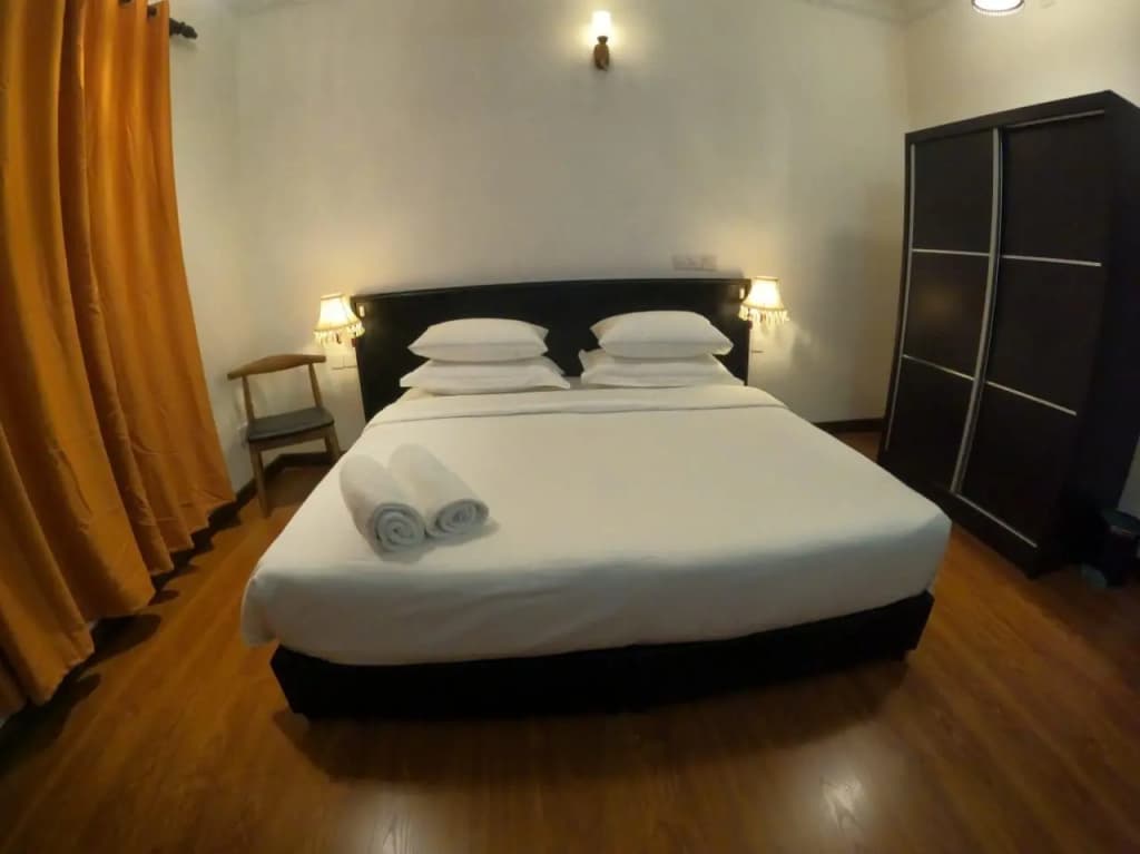 Twilight Inn - photo 2