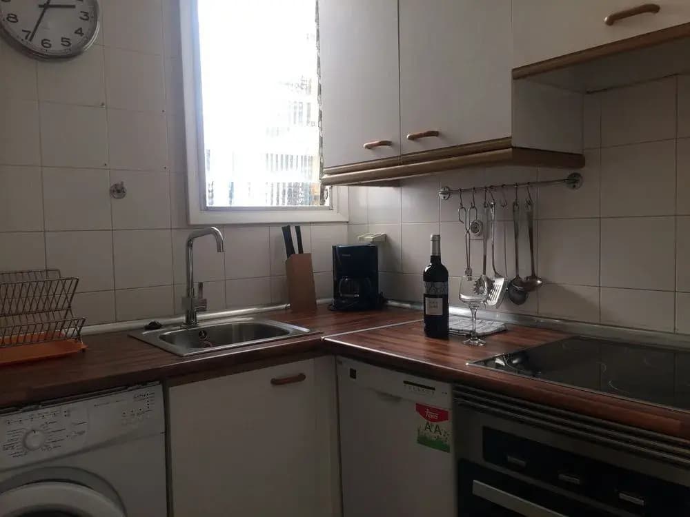 Avenida Apartments Giralt - photo 9