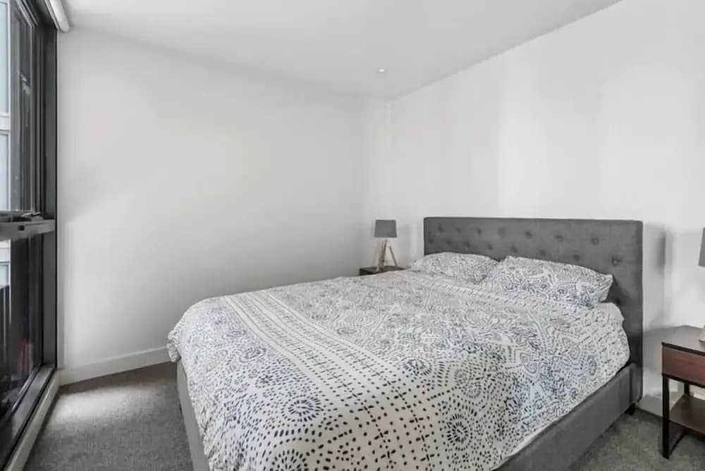 Kozyguru | Collingwood | Stylish 1 Bed Apt - photo 2