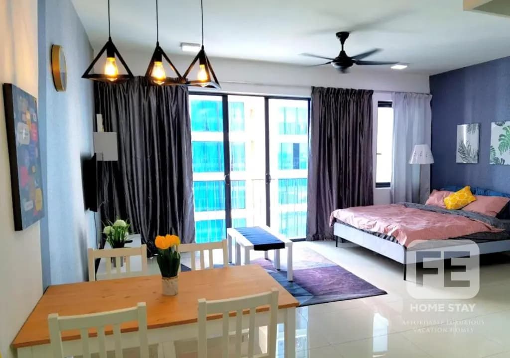 Netflix Wifi Trefoil Homestay Setia Alam FE Studo for 2 pax - photo 2
