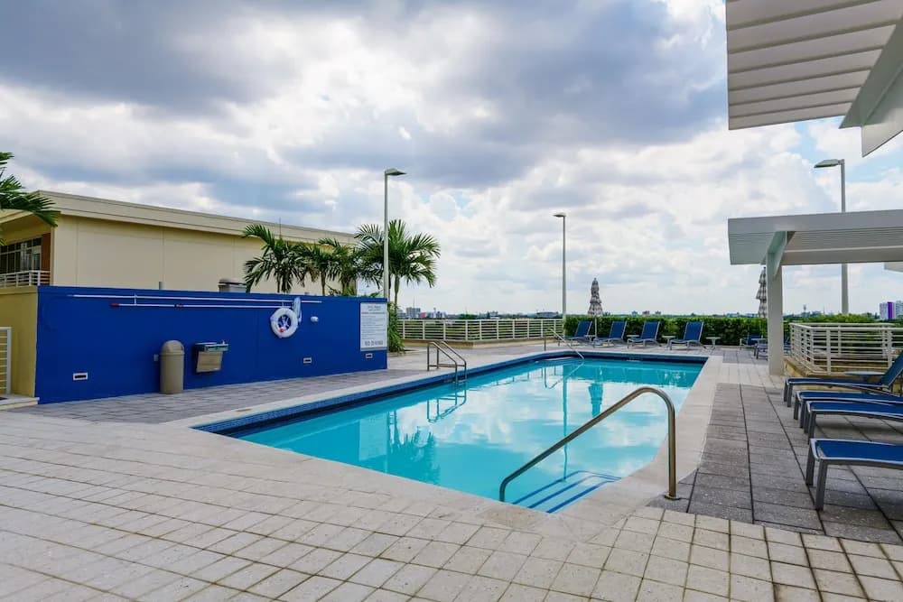 Miami World Rental - Midtown 820 - photo 15