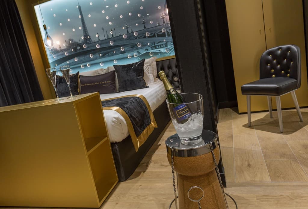 Hotel Les Bulles de Paris - photo 32