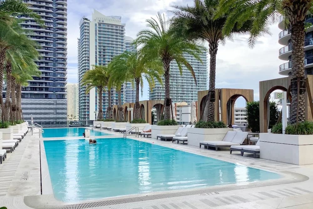 Luxury Suites in Brickell - photo 13