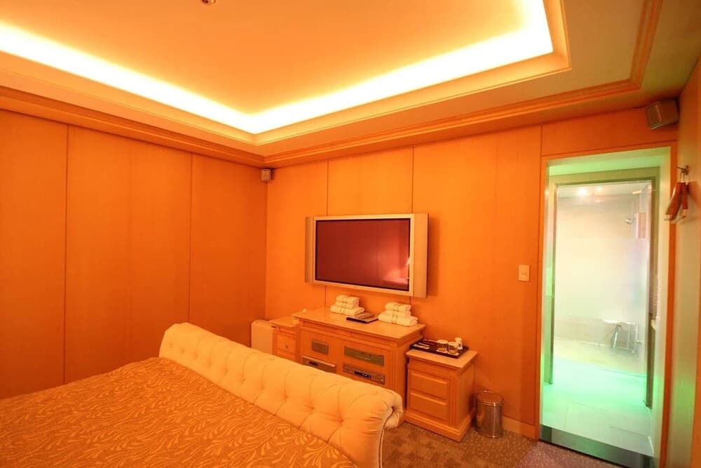 Sangbong May - photo 1