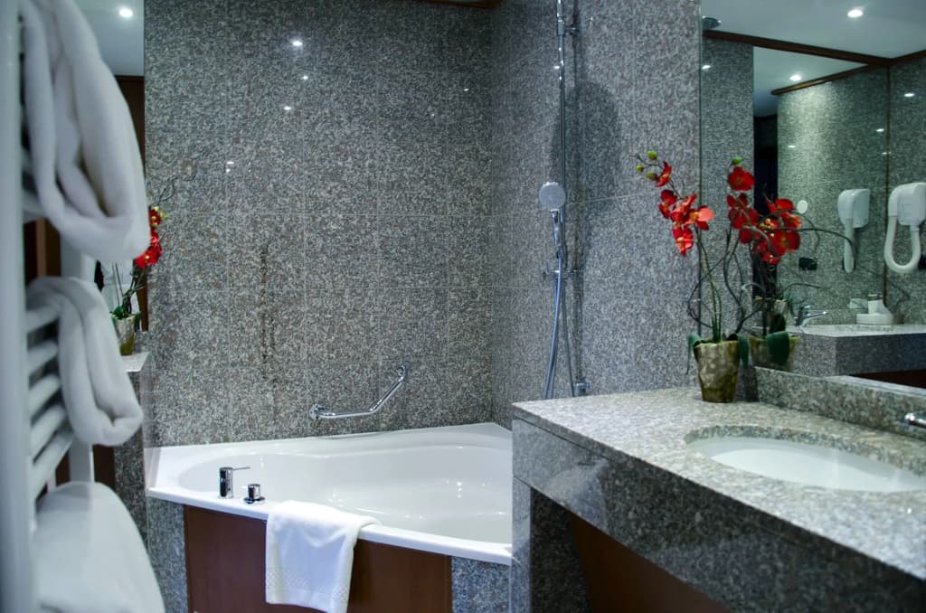 Goldstar Resort Hotel - photo 9