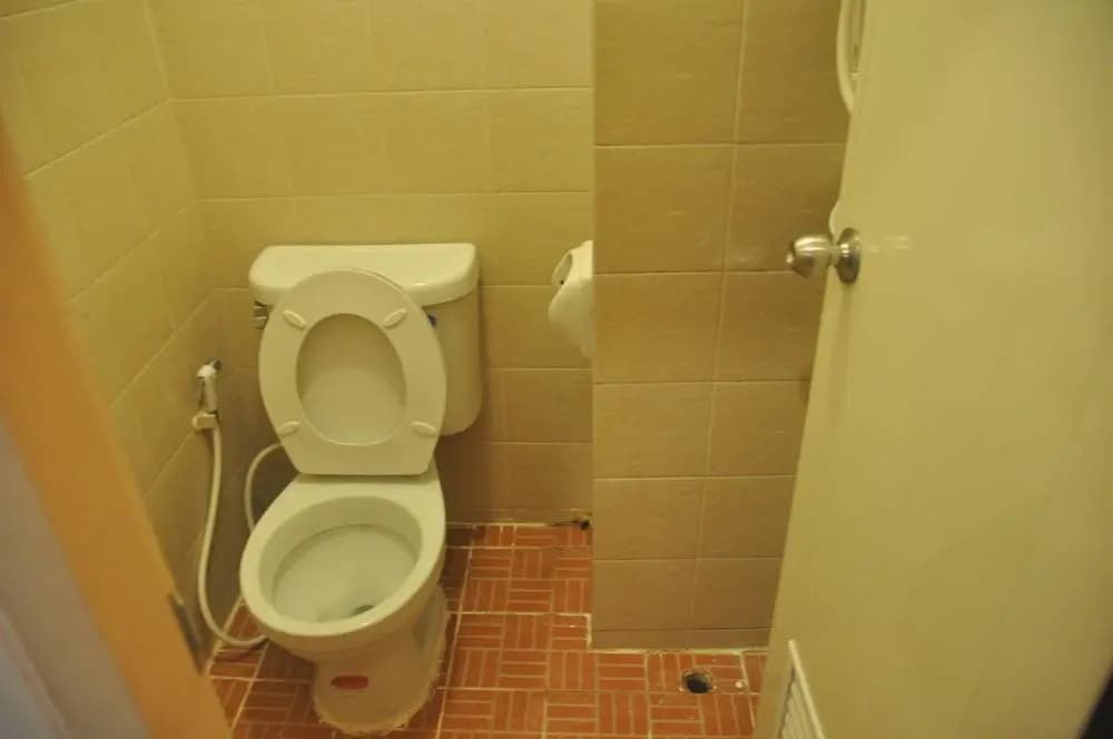 Check Inn Hostel @Phromphong - photo 7