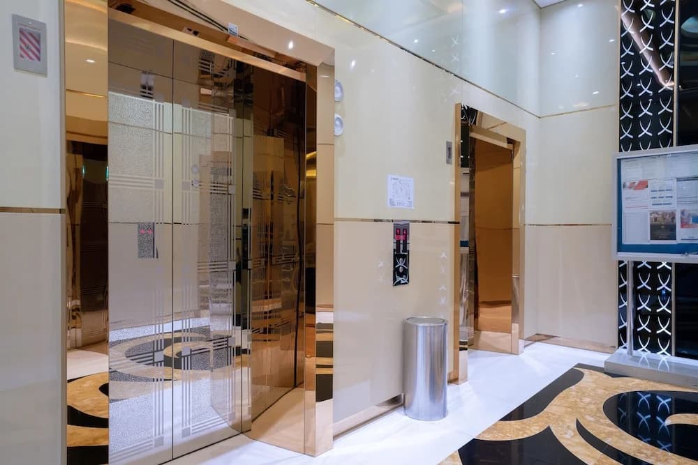 Lux BnB Park Towers DIFC - photo 2
