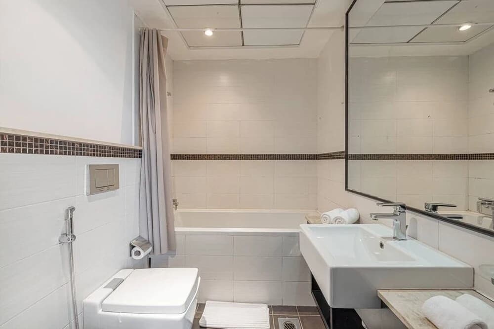 Amazing 1br Dubai Marina, Sea View, Metro Nearby - photo 7