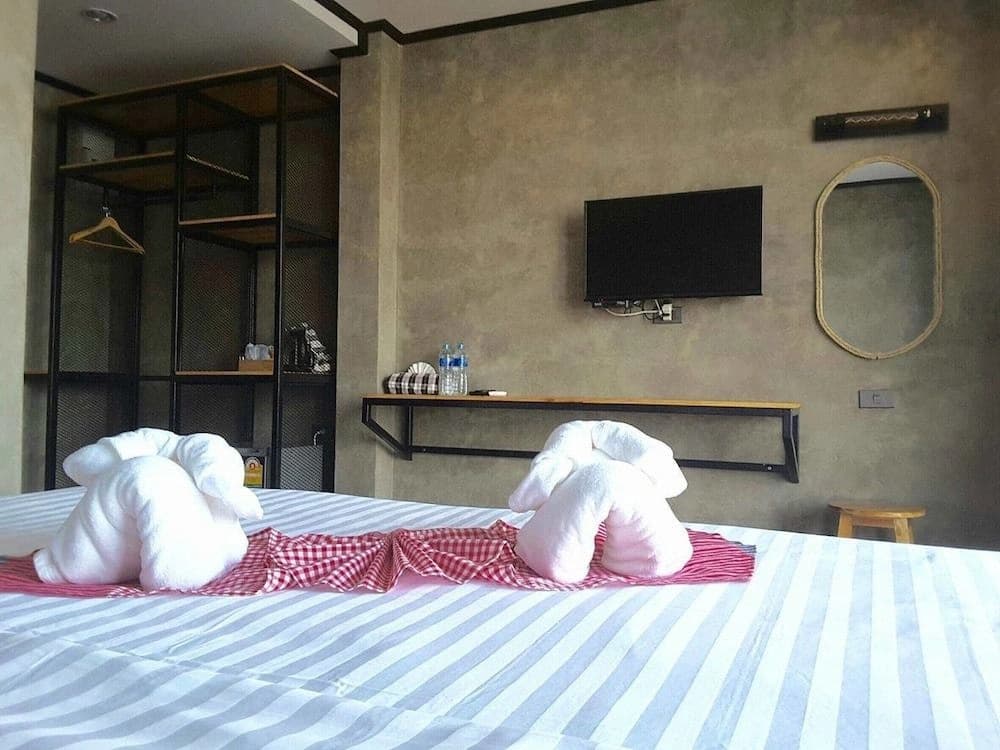 Lanta Chaolay Hostel - photo 21