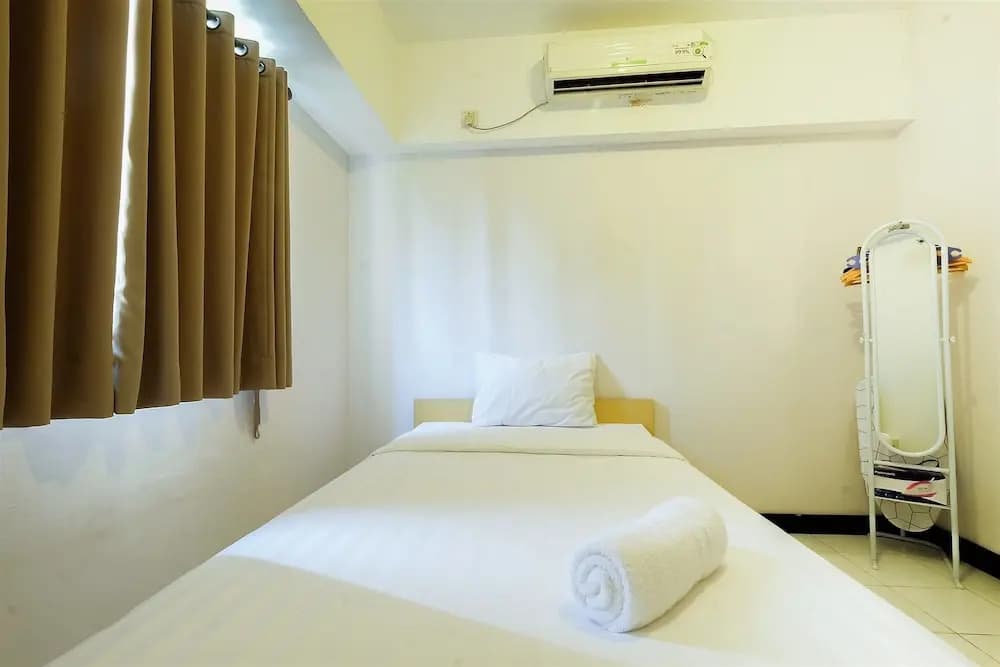 Pool View @ The Wave Apartment near Epicentrum Kuningan - photo 2