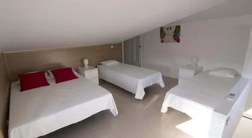 Hostal Roma - photo 8