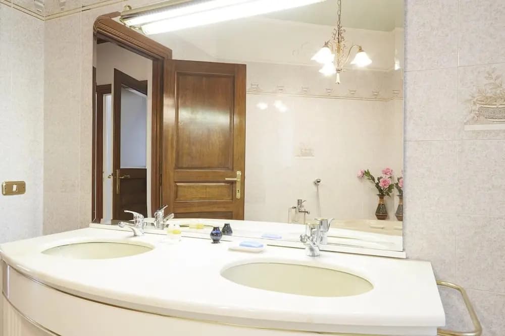 Flaminio & Popolo Large Apartment - photo 8