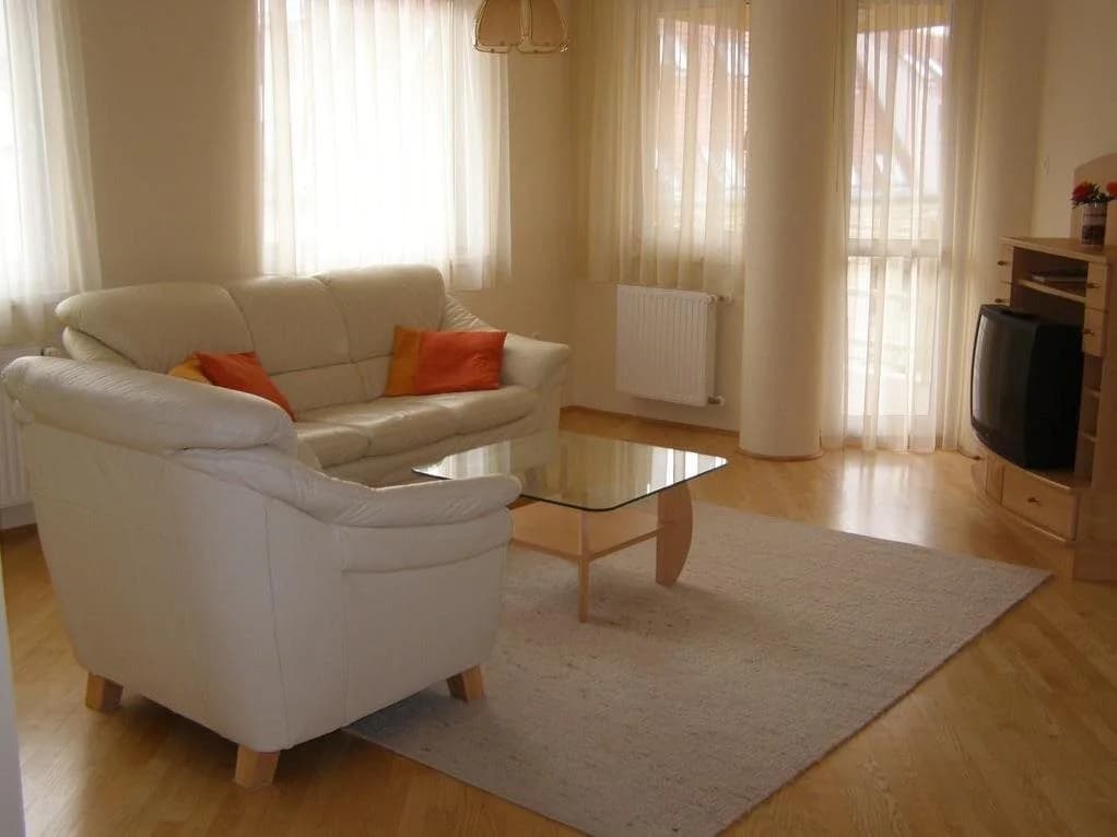 InnerCity Apartments - photo 2
