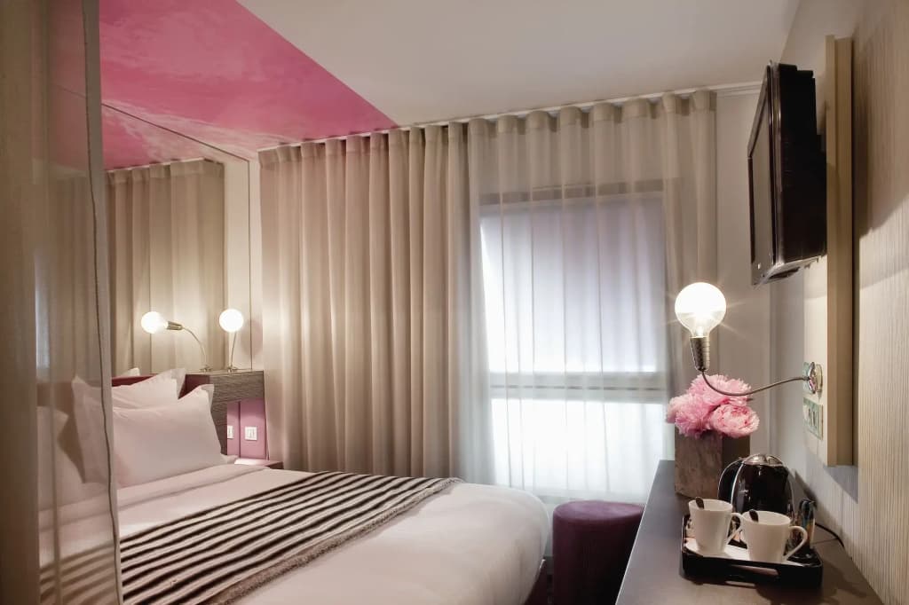 7 Eiffel Hotel - photo 6