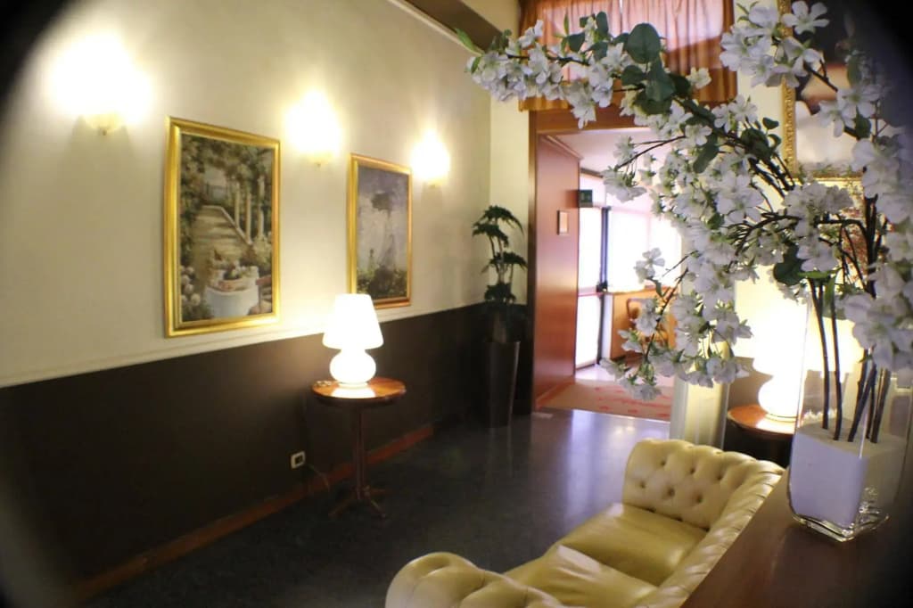 Hotel Certosa - photo 10