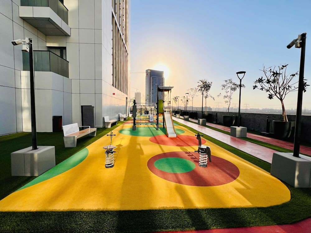 Luxury Living at Cloud Tower JVT with - photo 16