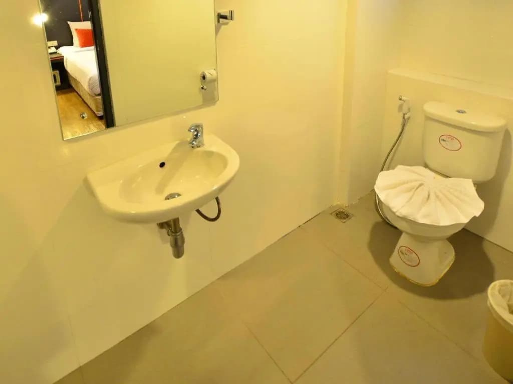 H2 Hotel - photo 34