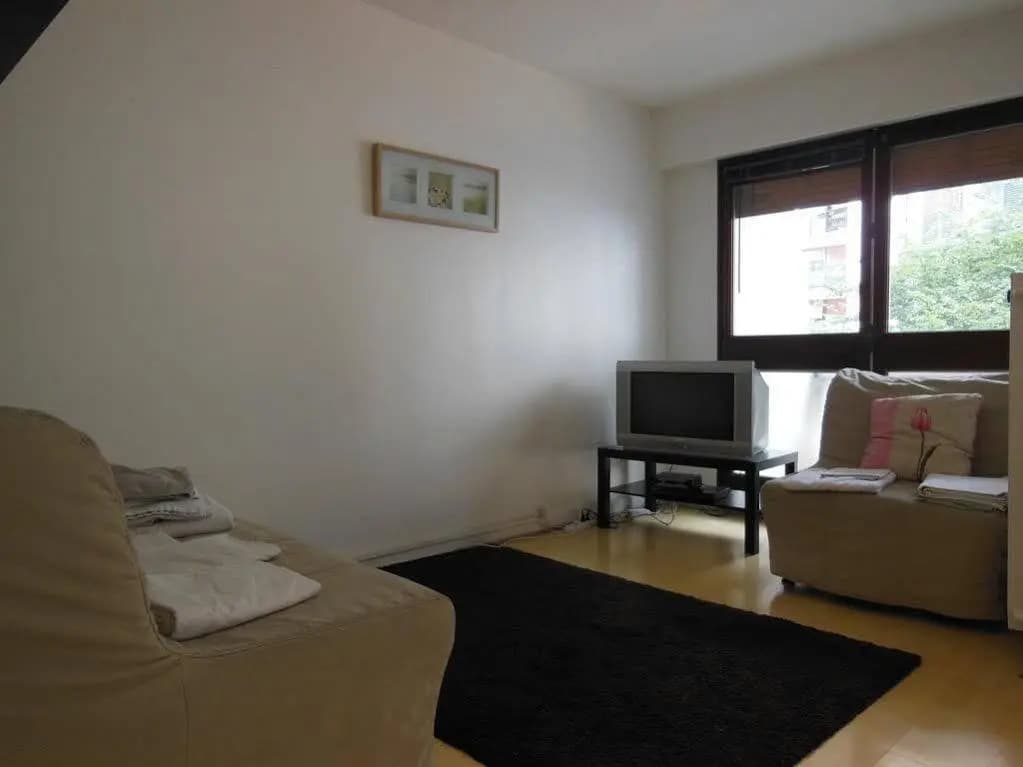 Sacre Coeur Apartment - photo 9