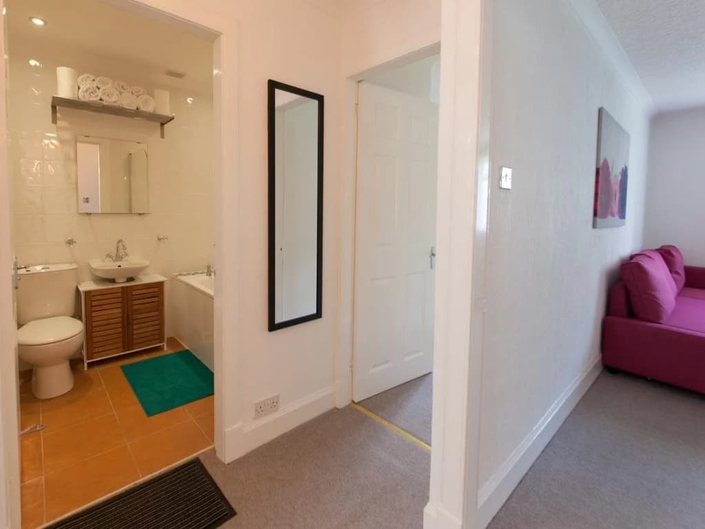 Leith Apartments - photo 4