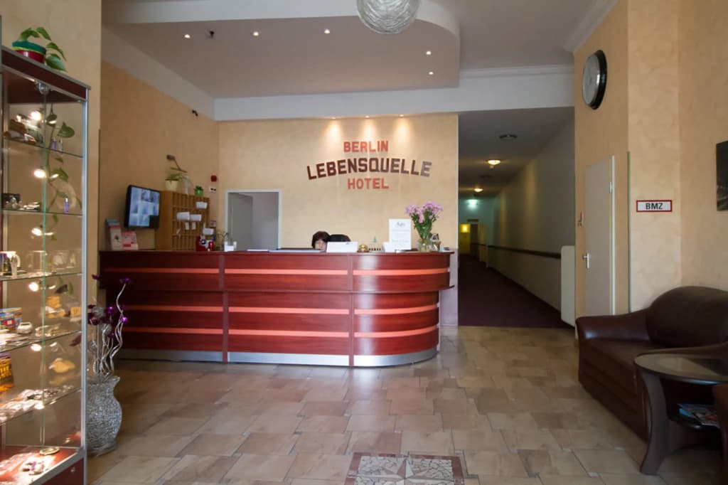 Hotel LebensQuelle am Checkpoint Charlie Berlin - photo 2