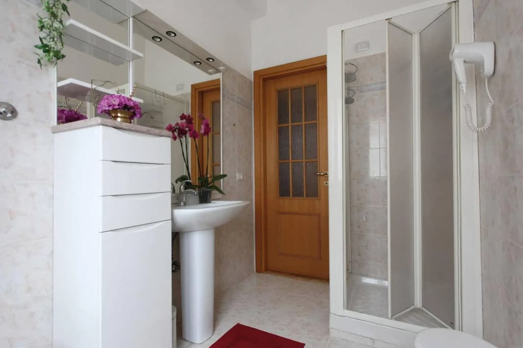 Miriam Guesthouse - photo 5
