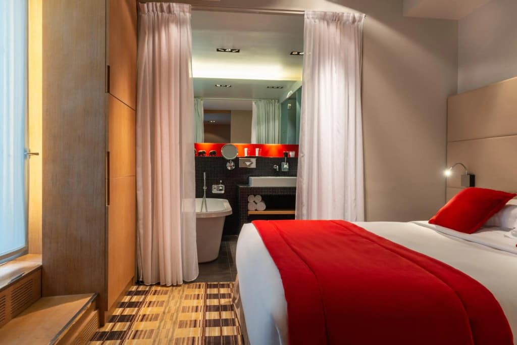 Golden Tulip Opera De Noailles - photo 47