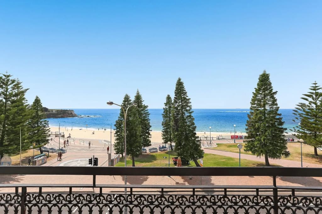 Coogee Bay Hotel - photo 20