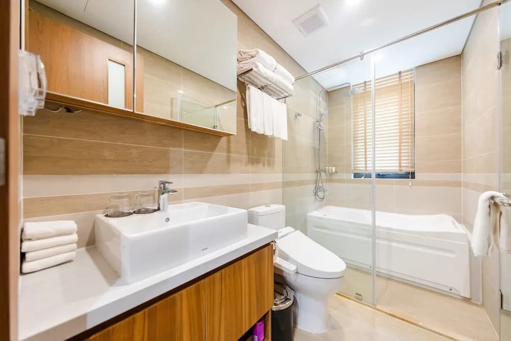 Five Star Westlake - photo 9