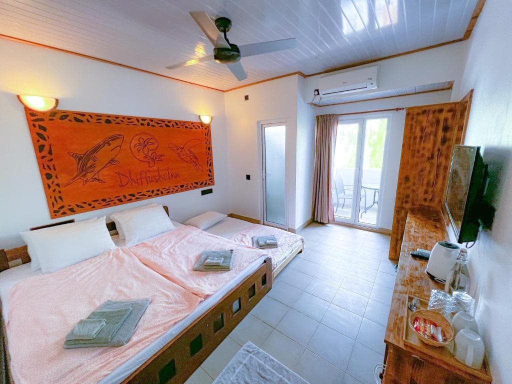 Dhiffushi Inn - photo 3