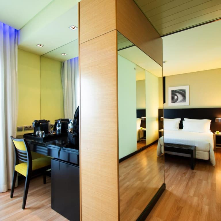 SANA Capitol Hotel - photo 44