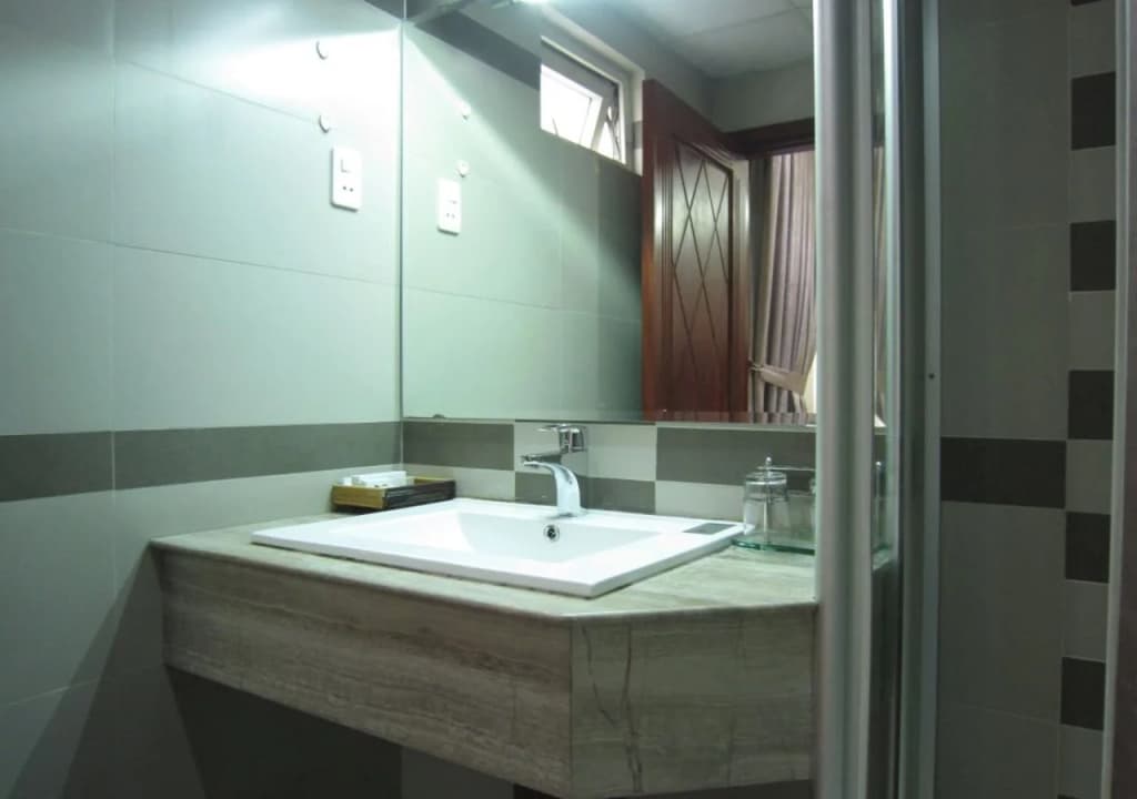 Van Ha Hotel - photo 10