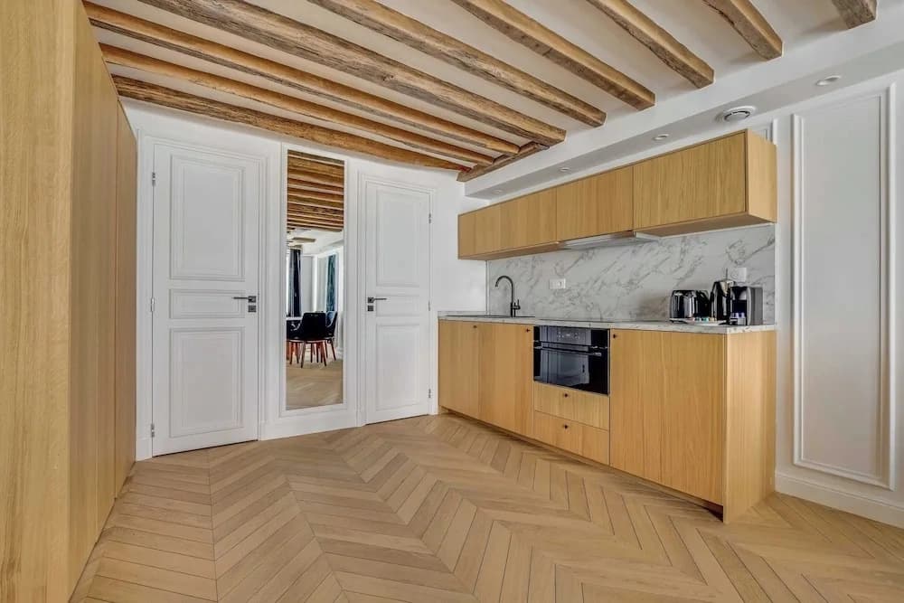 2bdr/5p Apartment au Centre de Paris in Downtown Paris - photo 11