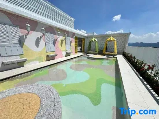 The Stallionz Signature Suites by IWH Suites - photo 21