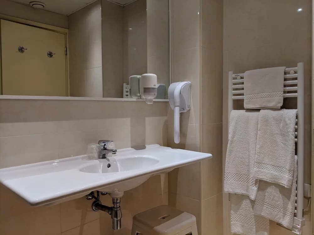 Club Inn - photo 10