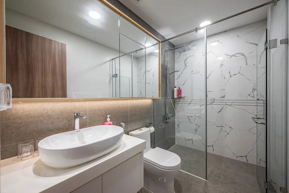 Luxury Sunwah Apartment near Landmark 81 - City View - photo 9