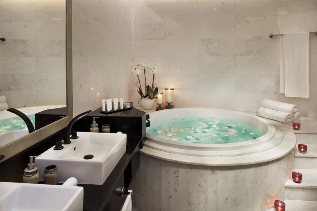 Best Plaza Hotel West Bay - photo 41