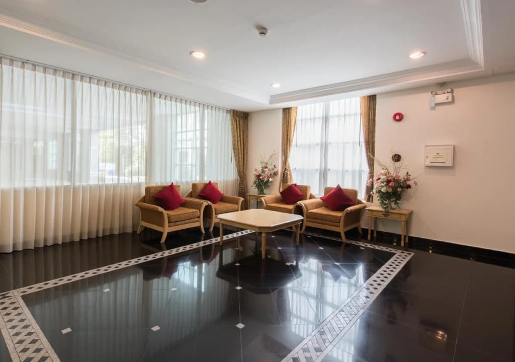 Romance Hotel Srinakarin - photo 13