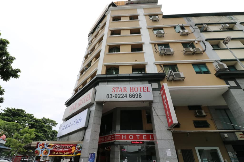 First and New Star Hotel - main photo