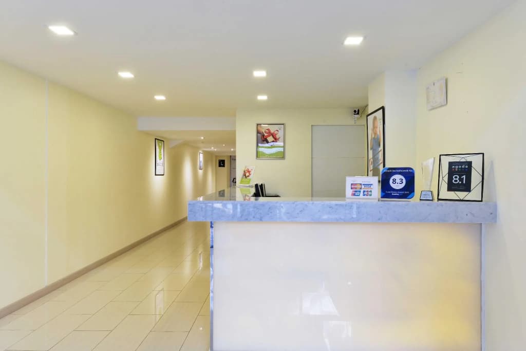 iCheck inn Sukhumvit 19 - photo 2